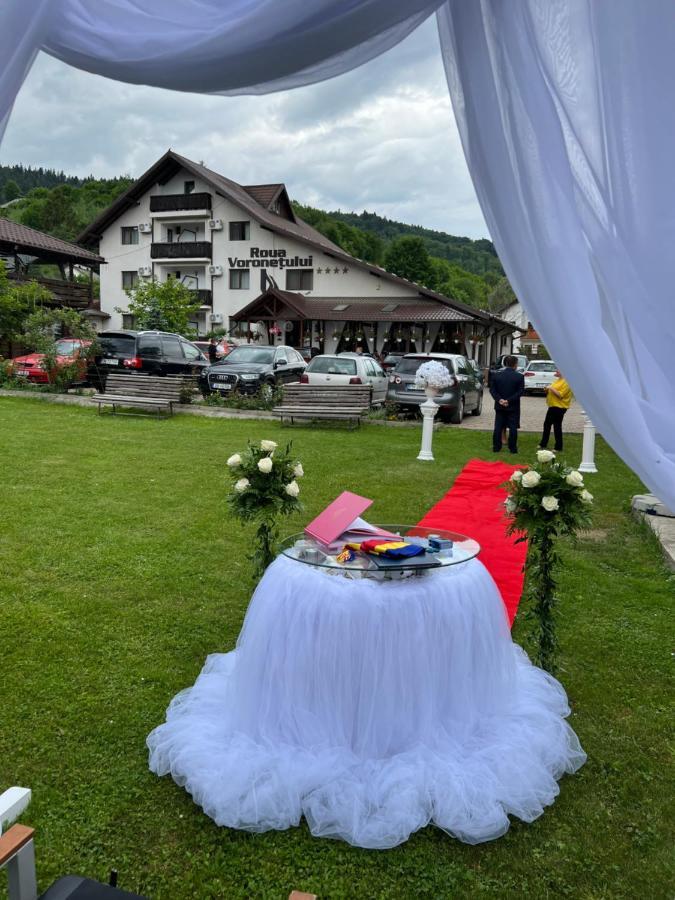 Roua Voronetului Hotel Gura Humorului Ngoại thất bức ảnh