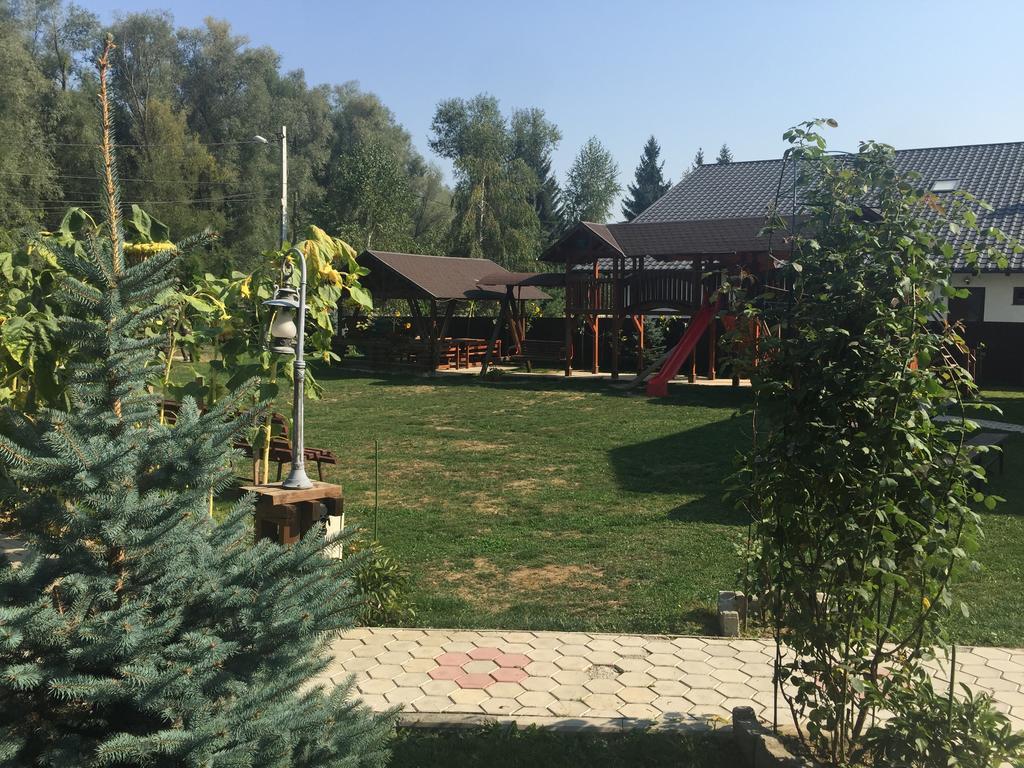 Roua Voronetului Hotel Gura Humorului Ngoại thất bức ảnh