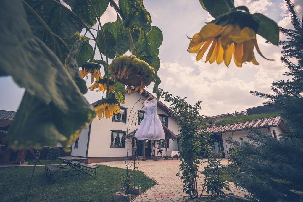 Roua Voronetului Hotel Gura Humorului Ngoại thất bức ảnh