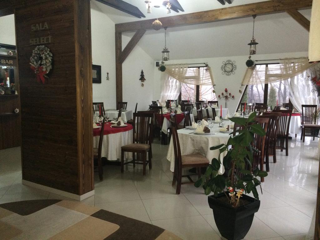 Roua Voronetului Hotel Gura Humorului Ngoại thất bức ảnh