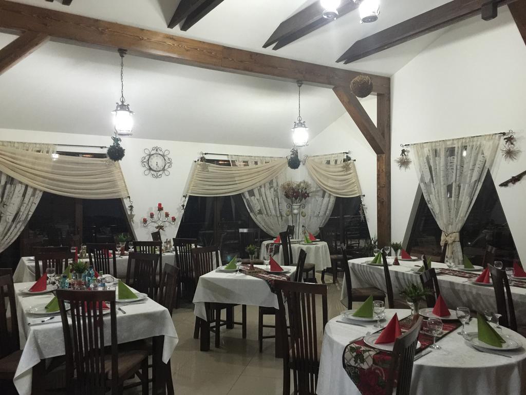 Roua Voronetului Hotel Gura Humorului Ngoại thất bức ảnh
